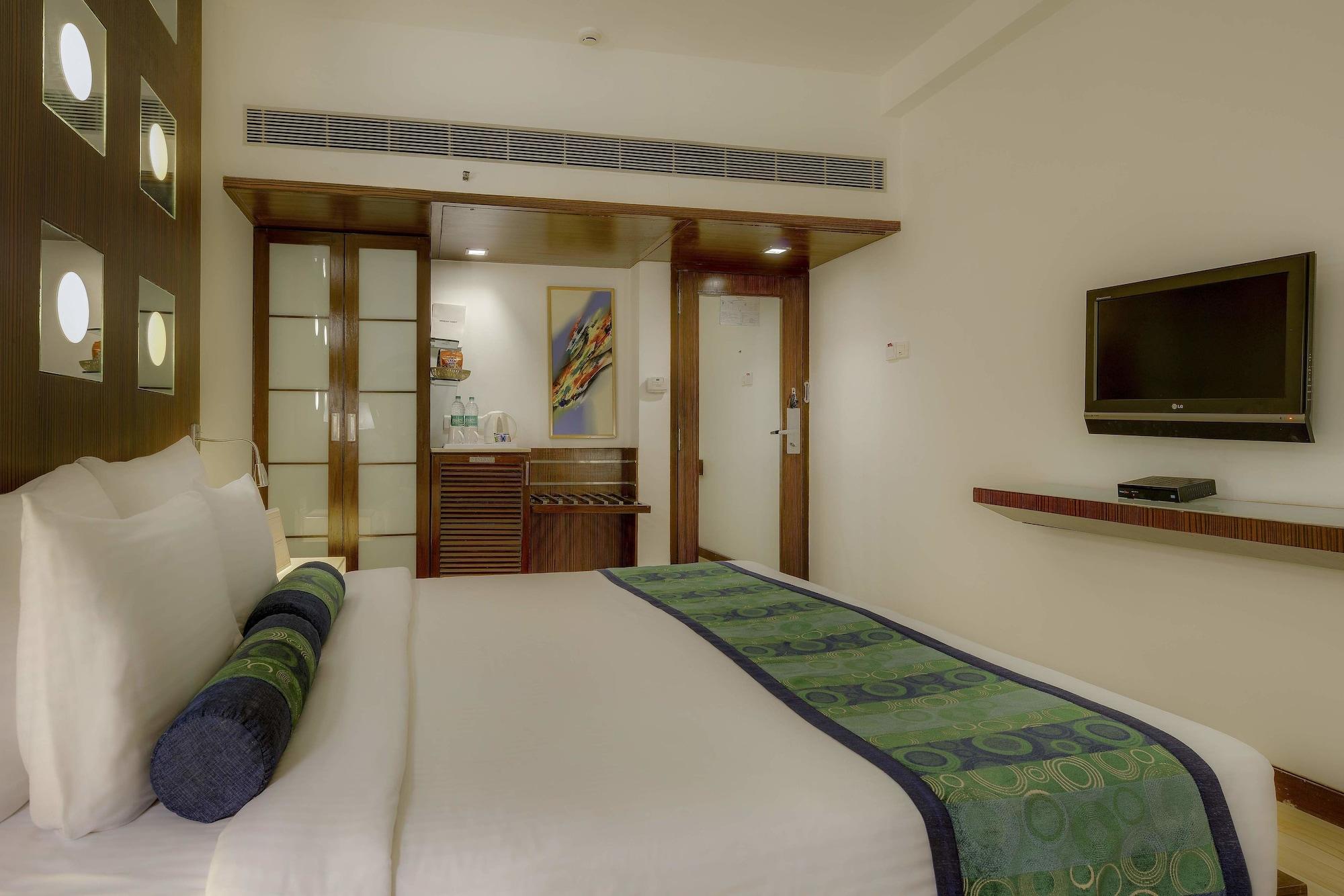 Pride Hotel, Chennai Exterior photo