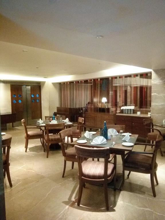 Pride Hotel, Chennai Exterior photo