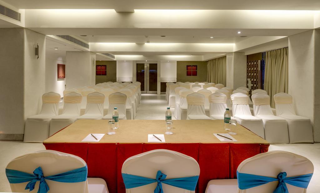 Pride Hotel, Chennai Exterior photo