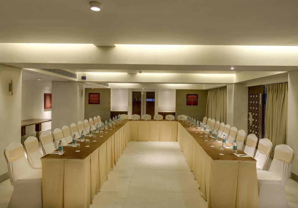 Pride Hotel, Chennai Exterior photo
