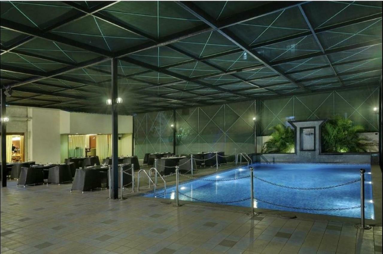 Pride Hotel, Chennai Exterior photo
